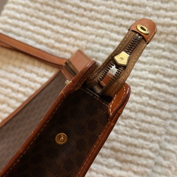 CELINE Vintage Macadam Clutch Bag – Authentic - Picture 9 of 11